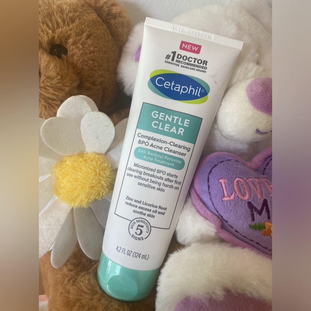 Cetaphil full size face wash for acne prone skin NEW